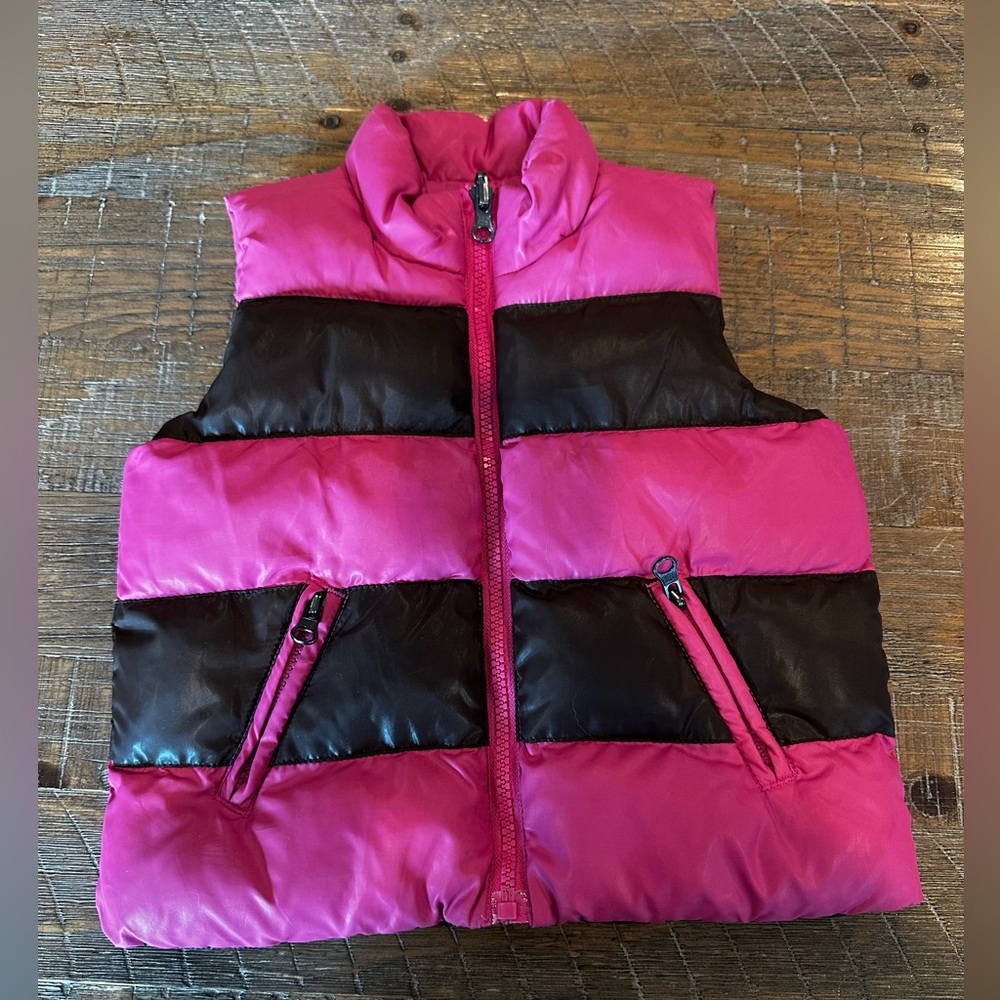 Children’s place puffer vest reversible 18M